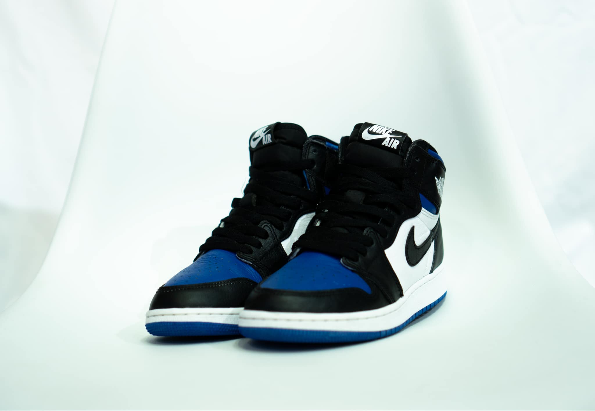 Giày Nike Air Jordan 1 High Royal Toe 575441-041