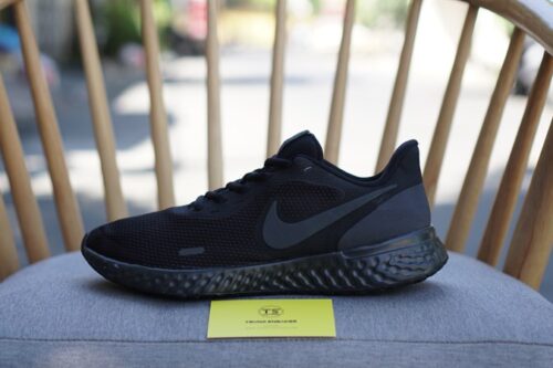 Giày Nike Revolution 5 Black BQ3204-001