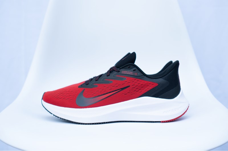 Giày chạy bộ Nike Zoom Winflo 7 Bred CJ0291-600 - 40.5