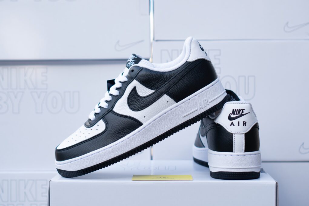 Giày Nike Air Force 1 iD 'Panda' DN4165-991 Giày Nike Air Force 1 iD 'Panda' DN4165-991