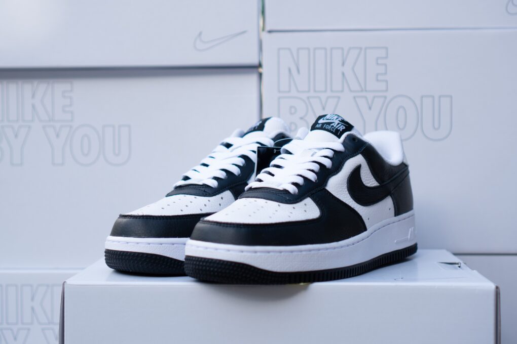 Giày Nike Air Force 1 iD 'Panda' DN4165-991 Giày Nike Air Force 1 iD 'Panda' DN4165-991