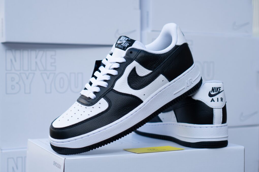 Giày Nike Air Force 1 iD 'Panda' DN4165-991 Giày Nike Air Force 1 iD 'Panda' DN4165-991