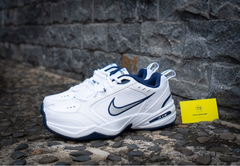 Giày Nike Air Monarch IV White 416355-102