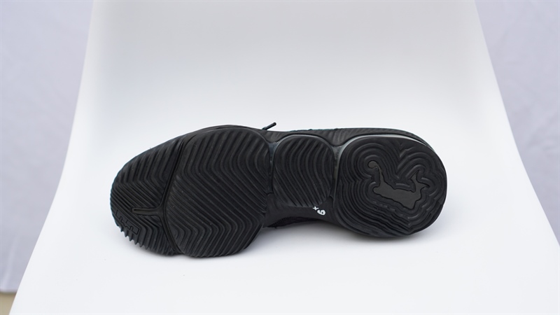 Giày Nike LeBron 16 Low Triple Black (6+) CI2668-002
