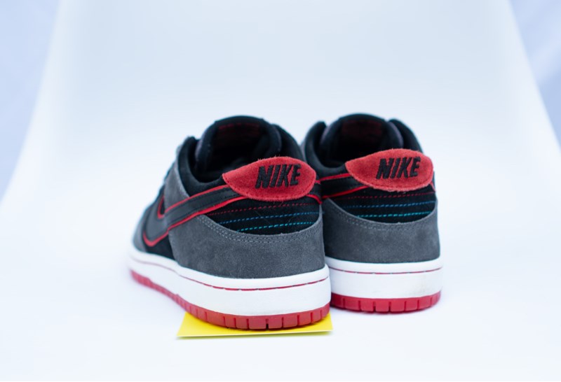 Giày Nike SB Dunk Low Ishod Wair Grey 895969-006