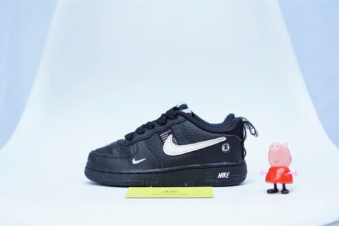 Giày trẻ em Nike Air Force 1 Utility Black White (I) AV4273-001 - 26