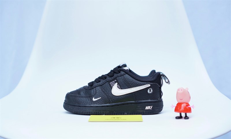 Giày trẻ em Nike Air Force 1 Utility Black White (I) AV4273-001 - 26