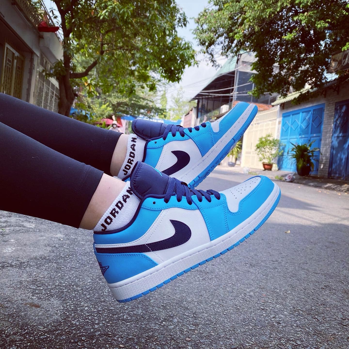 Giày Air Jordan 1 Low UNC 2021 553560-144 2hand