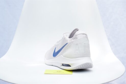 Giày Tennis Nike WildCart White Blue (6+) AO7351-044