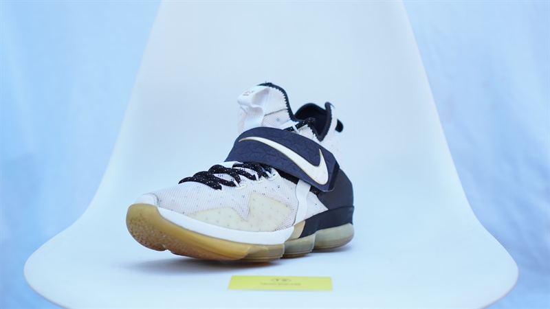 Giày bóng rổ Nike LeBron 14 BHM (6+) 860634-100