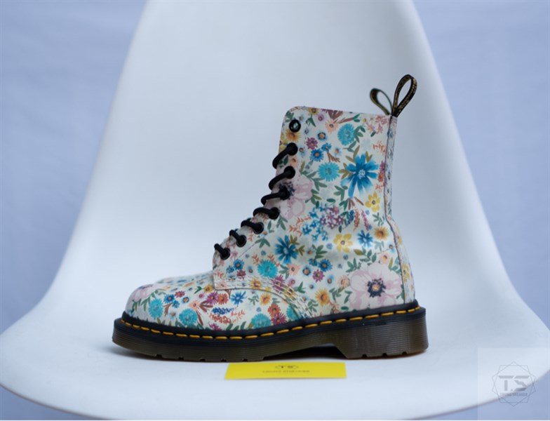Giày Dr. Martens 1460 Pascal Flower Boots AW009 - 36