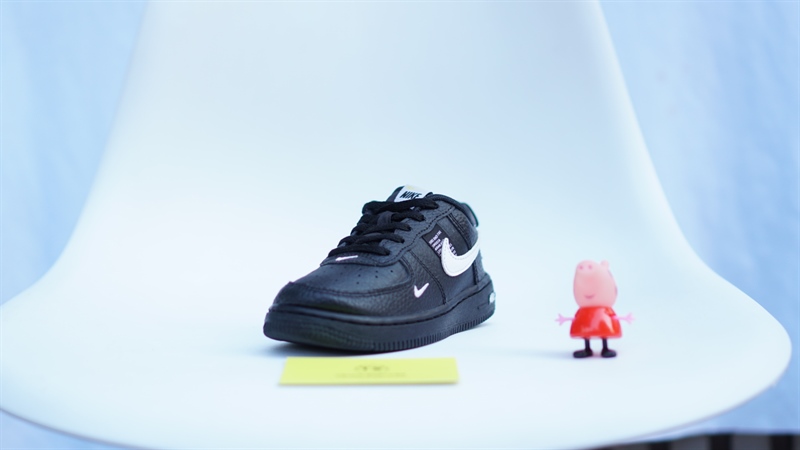 Giày trẻ em Nike Air Force 1 Black White AV4273-001 Used