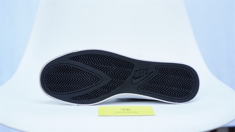Giày Nike Court Royale White Black BQ4222-103 2hand