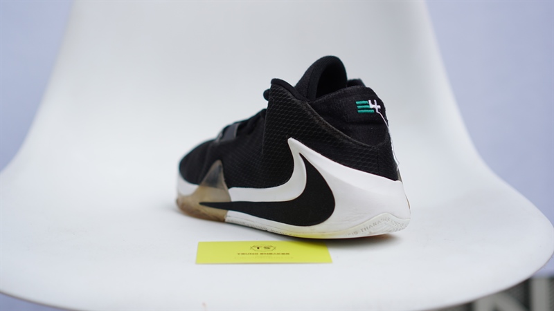 Giày Nike Zoom Freak 1 Black White BQ5633-001 2hand