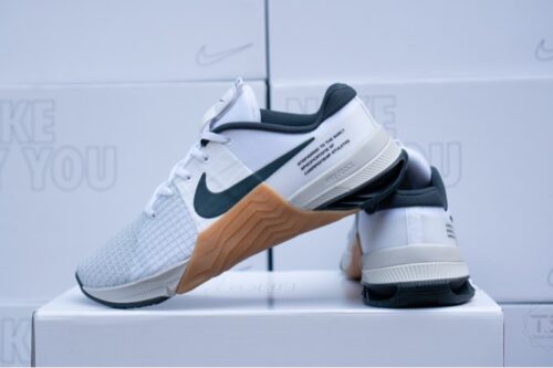 Giày tập luyện Nike Metcon 8 iD White Green Gum DV2271-900
