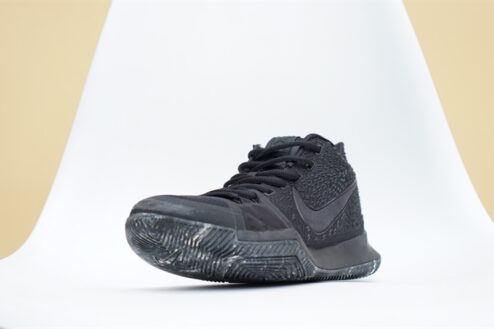 nike kyrie 3 triple black