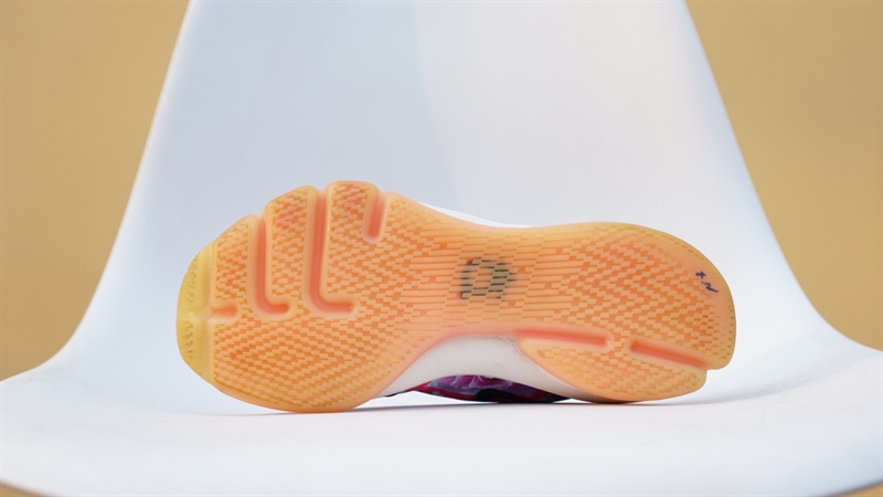 Giày bóng rổ Nike KD 8 Aunt Pearl 837786-603 2hand 4 Giày bóng rổ Nike KD 8 Aunt Pearl 837786-603 2hand - Ảnh 4