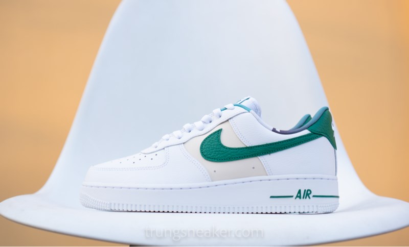 Nike Air Force 1 EMB White/Malachite DM0109-100