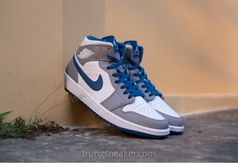 Giày Nike Air Jordan 1 Mid True Blue Dq8426 014 3796