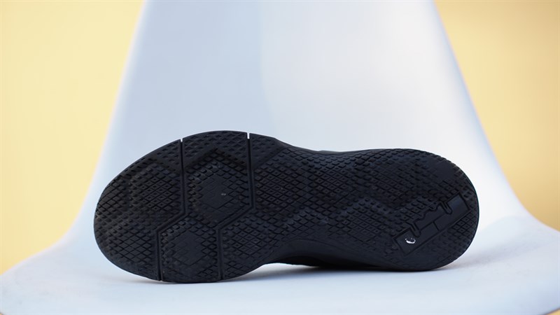 Giày Nike Zoom Witness II Black 942518-010 2hand 4 Giày Nike Zoom Witness II Black 942518-010 2hand - Ảnh 4