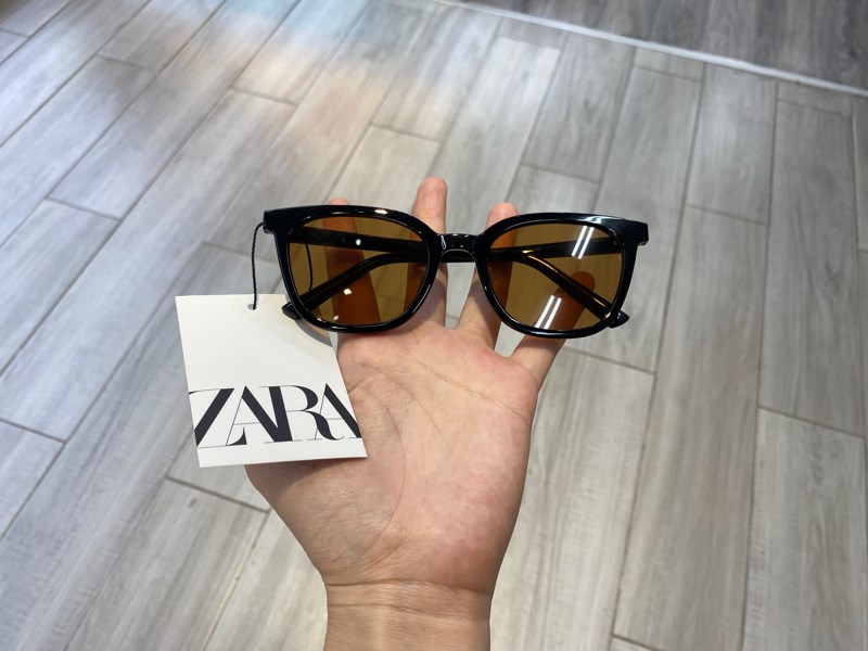 kinh-mat-chinh-hang-zara-mau-tra