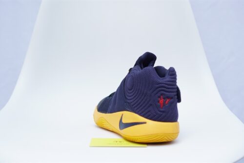 Giày bóng rổ Nike Kyrie 2 'Cavs' (7) 826673 447