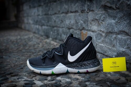 Giày bóng rổ Nike Kyrie 5 Black Magic (M) AO2918-901 - 42.5