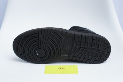 Giày Jordan 1 Mid Triple Black (M) 554724-050