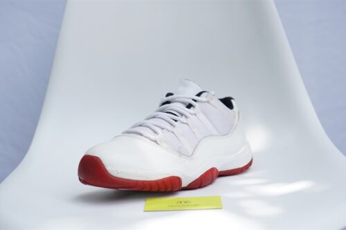 Giày Jordan 11 Low White Red (7) 528895-101
