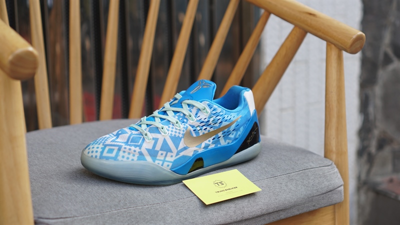 Giày Nike Kobe 9 Em Hyper Cobalt (N+) 653593-400 - Trung Sneaker - Giày  Chính Hãng