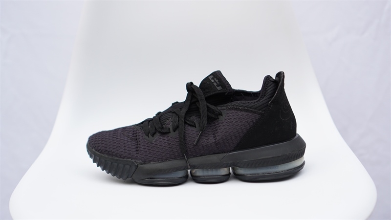 Giày Nike LeBron 16 Low Triple Black (6+) CI2668-002 - 44