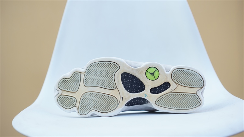 Giày Jordan 13 Pure Platinum 310810-100 2hand 4 Giày Jordan 13 Pure Platinum 310810-100 2hand - Ảnh 4