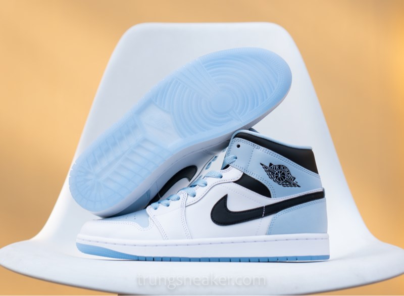 Giày Nike Air Jordan 1 Mid Ice Blue DV1308-104 - 42 Giày Nike Air Jordan 1 Mid Ice Blue DV1308-104 - 42