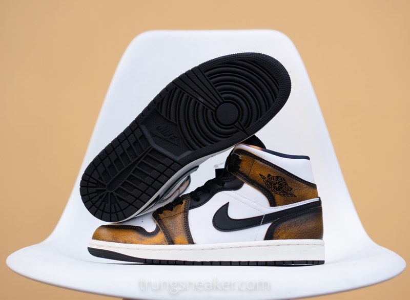 Giày Nike Air Jordan 1 Mid Orange Wear-Away DQ8417-071 Giày Nike Air Jordan 1 Mid Orange Wear-Away DQ8417-071