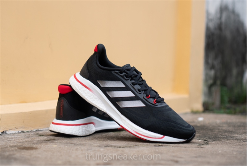 Giày chạy bộ Adidas Supernova + Bred GW9107