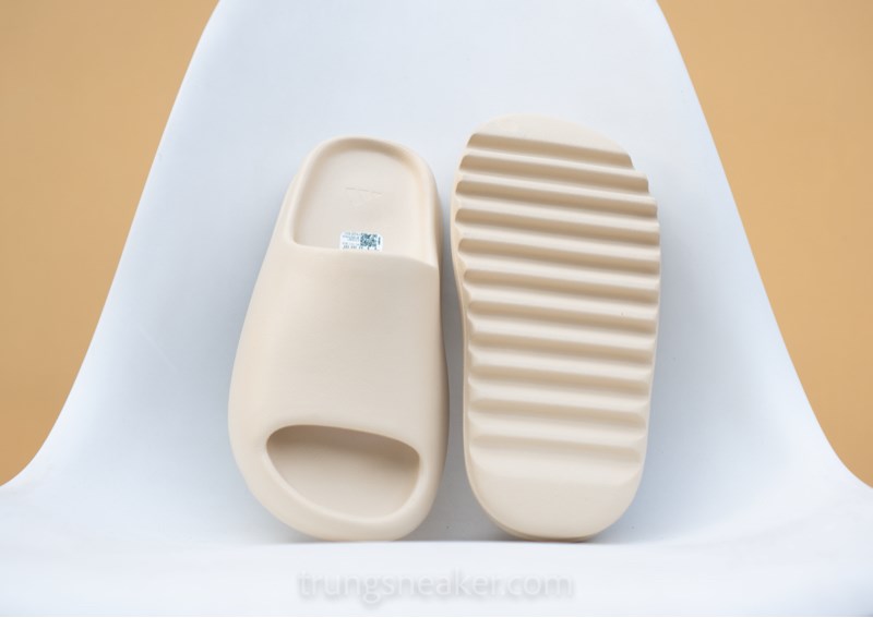 Dép chính hãng Adidas Yeezy Slide Bone FZ5897 Dép chính hãng Adidas Yeezy Slide Bone FZ5897