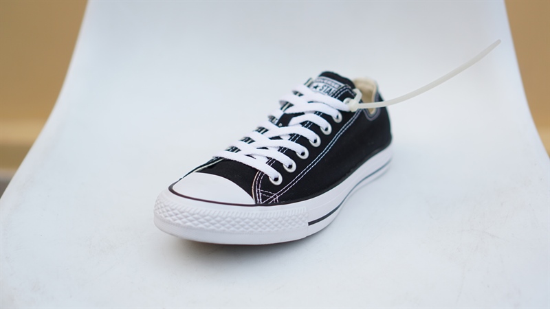 Giày Converse All Star Classic Black White M9166 2hand Giày Converse All Star Classic Black White M9166 2hand