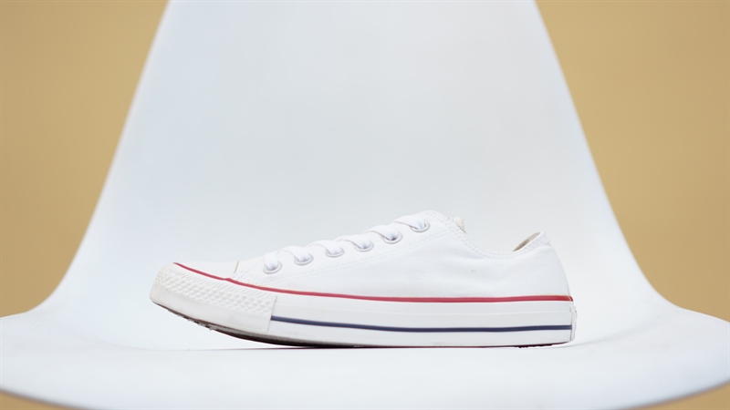Giày Converse All Star Classic White W7652 2hand - 39