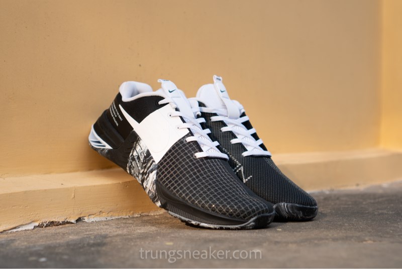 Giày tập luyện Nike Metcon 8 iD Black White DV2271-900