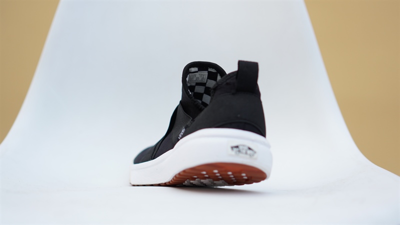 Giày Vans Ultrarange Slip on BW 721356 2hand Giày Vans Ultrarange Slip on BW 721356 2hand