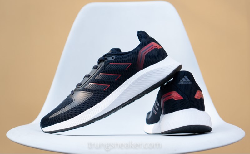 Giày chạy bộ Adidas Run Falcon Bred 2.0 GV9556 Giày chạy bộ Adidas Run Falcon Bred 2.0 GV9556