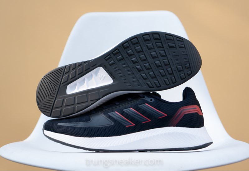 Giày chạy bộ Adidas Run Falcon Bred 2.0 GV9556 Giày chạy bộ Adidas Run Falcon Bred 2.0 GV9556