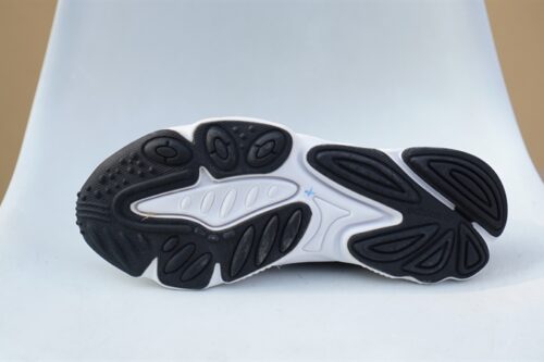 Giày adidas Ozweego Core Black EE7002 2hand
