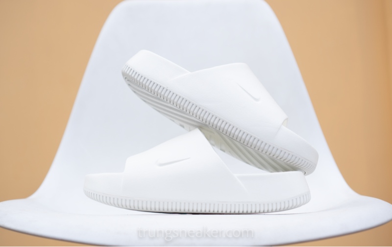 Dép Nike Calm Slide Sail DX4816-100 Dép Nike Calm Slide Sail DX4816-100