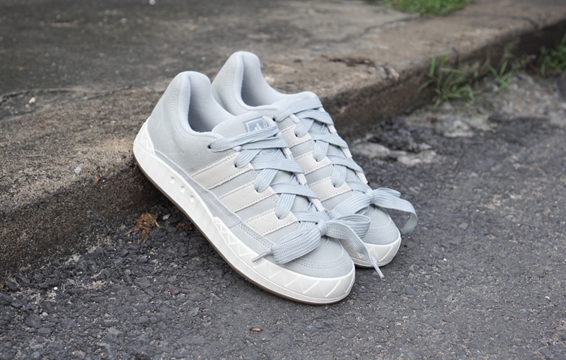 Giày Adidas Adimatic Wonder Silver Gum IE9863 - 41 Giày Adidas Adimatic Wonder Silver Gum IE9863 - 41