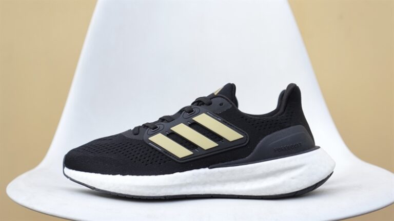 Giày adidas Pureboost 23 Black Gold IF2391