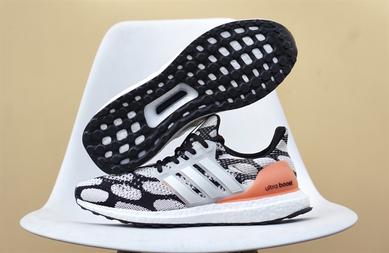 Giày adidas Ultraboost 1.0 X Marimekko GZ2564 - 40 Giày adidas Ultraboost 1.0 X Marimekko GZ2564 - 40