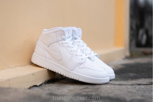 Giày Air Jordan 1 Mid Triple White 554725-136 - 38.5