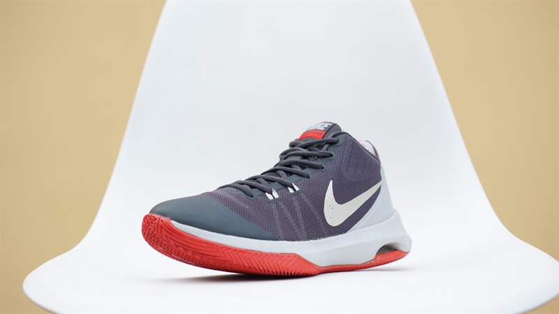 Giày bóng rổ Nike Versitile 852431-006 2hand 2 Giày bóng rổ Nike Versitile 852431-006 2hand - 42.5