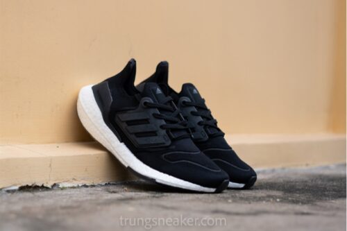 Giày chạy bộ Adidas Ultraboost 22 Black GX5591 - 39